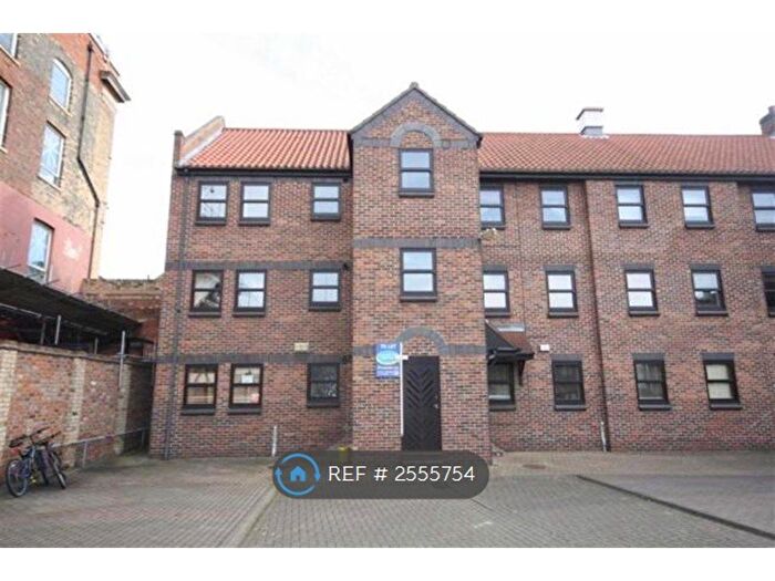 1 Bedroom Flat To Rent In Fish Street, Hull, HU1