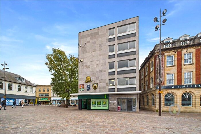 1 Bedroom Flat To Rent In Market Square, Northampton, NN1