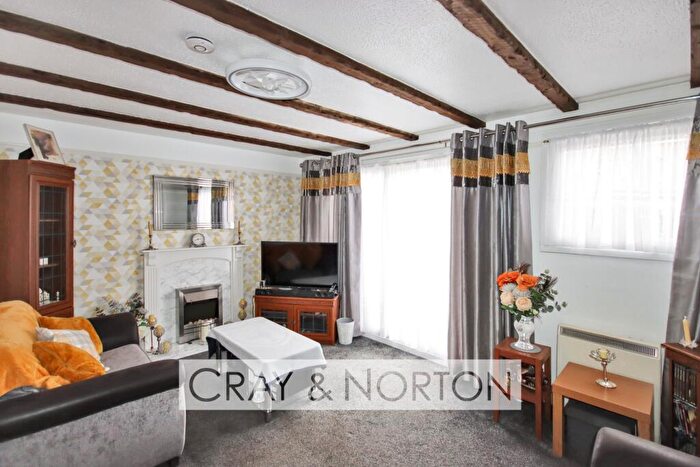 3 Bedroom Terraced House For Sale In Stockbury Road, Addiscombe, CR0