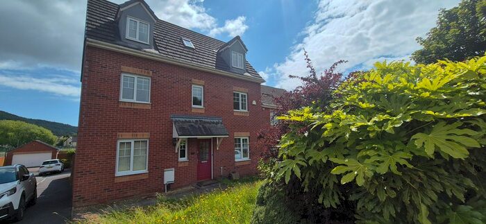 4 Bedroom Property To Rent In Harvard Jones Close, Neath, SA11