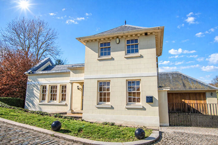 3 Bedroom Detached House To Rent In Woolmers Park, Hertford, SG13