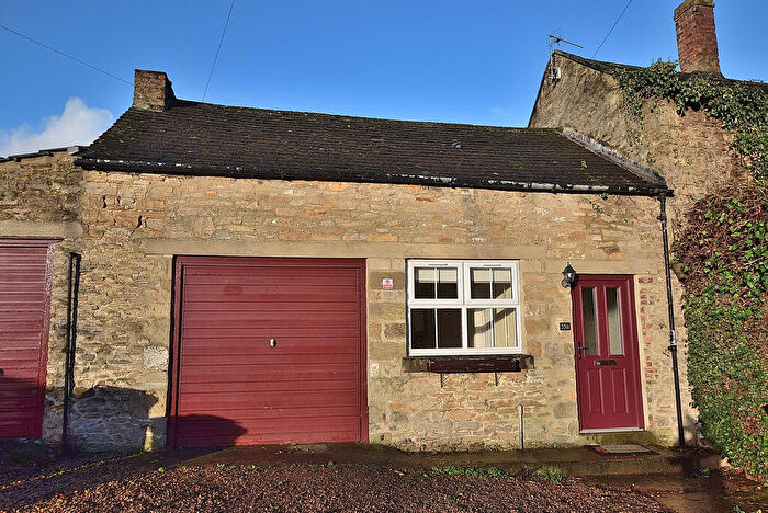 2 Bedroom Cottage For Sale In Frenchgate, Richmond, DL10