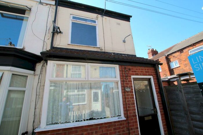 2 Bedroom End Of Terrace House To Rent In Coronation Avenue, Rustenburg Street, Hull, HU9