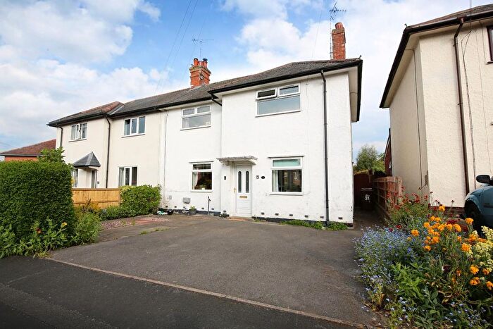 3 Bedroom Semi Detached House For Sale In Manor Road, Uttoxeter, ST14