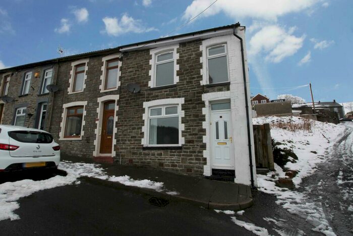 3 Bedroom Terraced House To Rent In Wyndham Street, Gilfach Goch, CF39