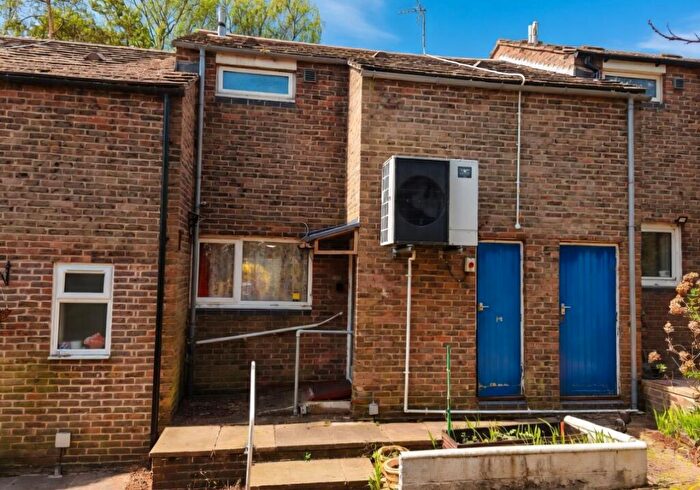 3 Bedroom Terraced House For Sale In Lingwood, Bracknell, Berkshire, RG12