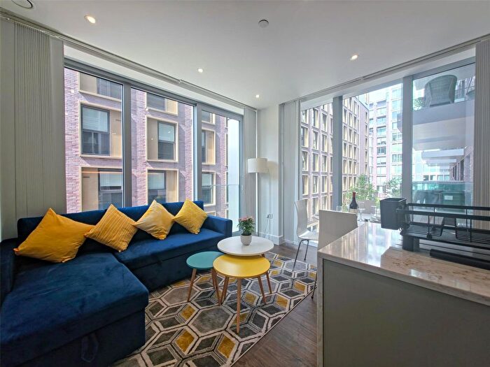 Studio For Sale In Perilla House, Stable Walk, Aldgate, E1