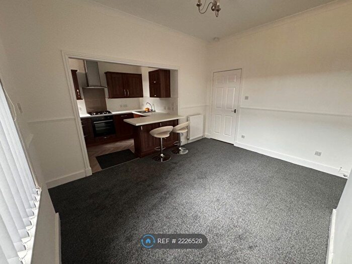 2 Bedroom Flat To Rent In Richmond Street, Clydebank, G81