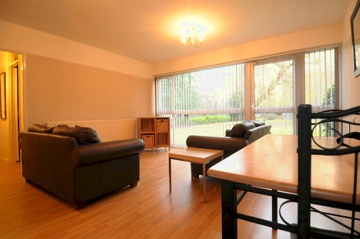 2 Bedroom Apartment To Rent In Elmwood Court, Pershore Road, B5