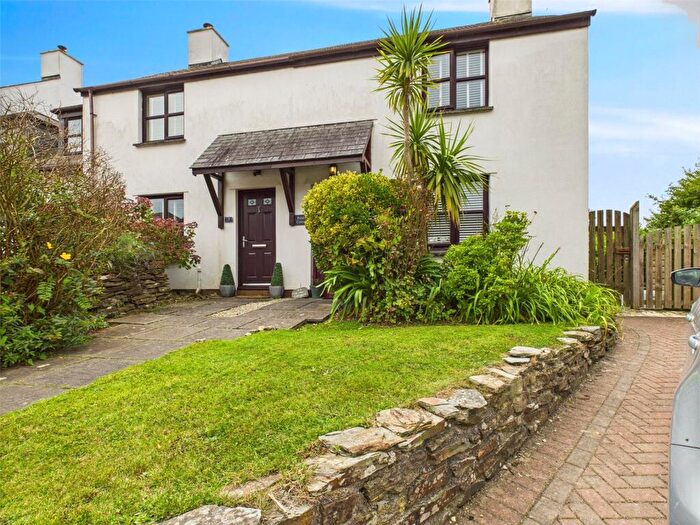 2 Bedroom Semi-Detached House To Rent In Wadebridge, PL27