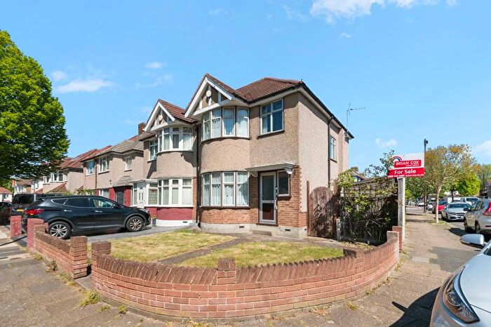 3 Bedroom Semi-Detached House For Sale In Danemead Grove, Northolt, UB5