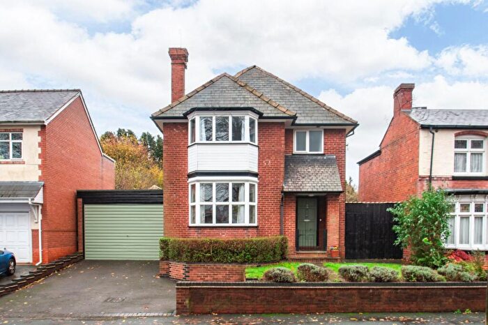 3 Bedroom Detached House For Sale In Perrins Lane, Wollescote, Stourbridge, West Midlands, DY9