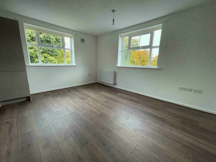 2 Bedroom Apartment To Rent In Indigo Court, Bath Lane, Mansfield, Nottinghamshire, NG18