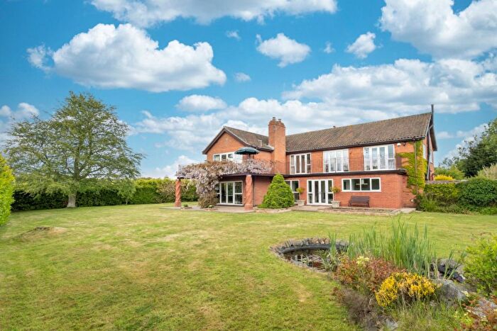 5 Bedroom Detached House For Sale In Ouse Lane, Hickling, NR12