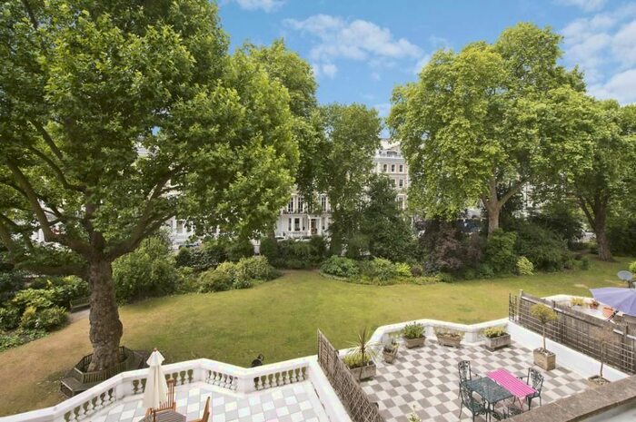 2 Bedroom Flat To Rent In Onslow Gardens, London, SW7