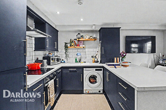 2 Bedroom Flat For Sale In Newport Road, Cardiff, CF24