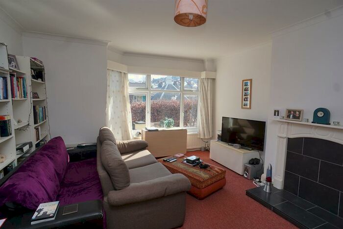 2 Bedroom Flat To Rent In Nethergreen Road, Nethergreen, Sheffield, S11