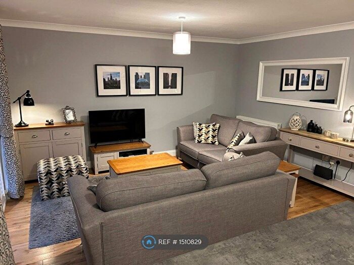 2 Bedroom Flat To Rent In Garendon Green, Loughborough, LE11