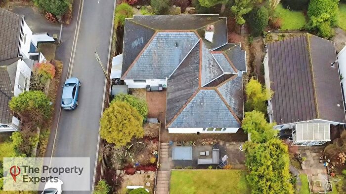 4 Bedroom Detached Bungalow For Sale In Plymouth Road, Horrabridge, PL20