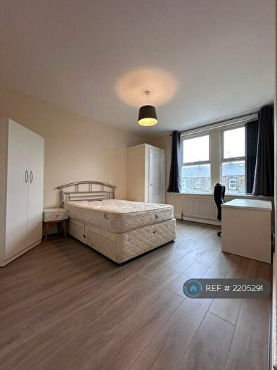 3 Bedroom Flat To Rent In Gosforth, Newcastle Upon Tyne, NE3