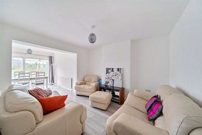 3 Bedroom Semi-Detached House For Sale In Uxendon Hill, Wembley, HA9