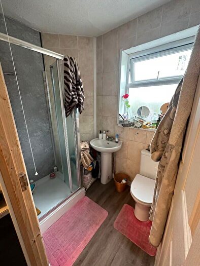 2 Bedroom Flat To Rent In Gloucester Road, Bristol, BS7