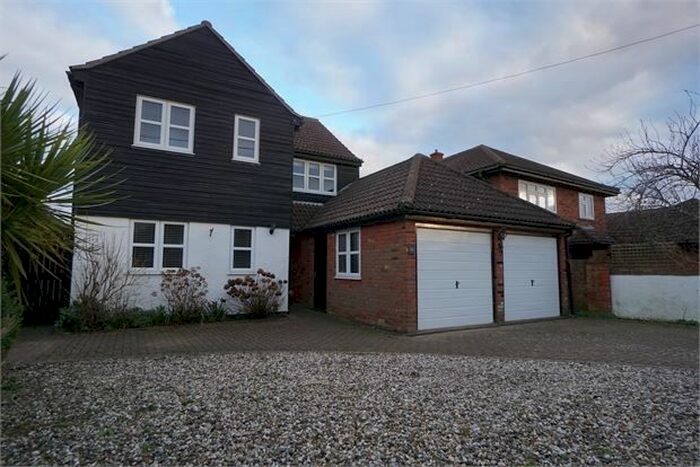 4 Bedroom Detached House To Rent In Kingsland Road, West Mersea, Essex. CO5