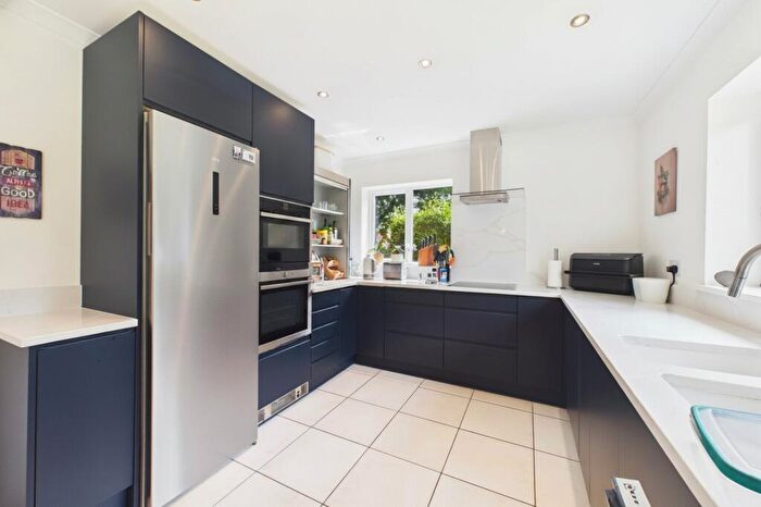4 Bedroom Detached House To Rent In The Hawthorns, Charvil, Reading, Berkshire, RG10