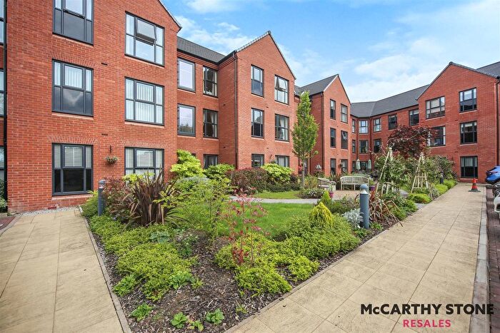 1 Bedroom Flat For Sale In Milward Place, Clive Road, Redditch, Worcestershire, B97