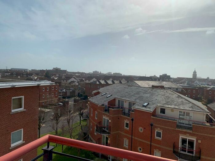 2 Bedroom Apartment To Rent In Anson Court, Gunwharf Quays, PO1