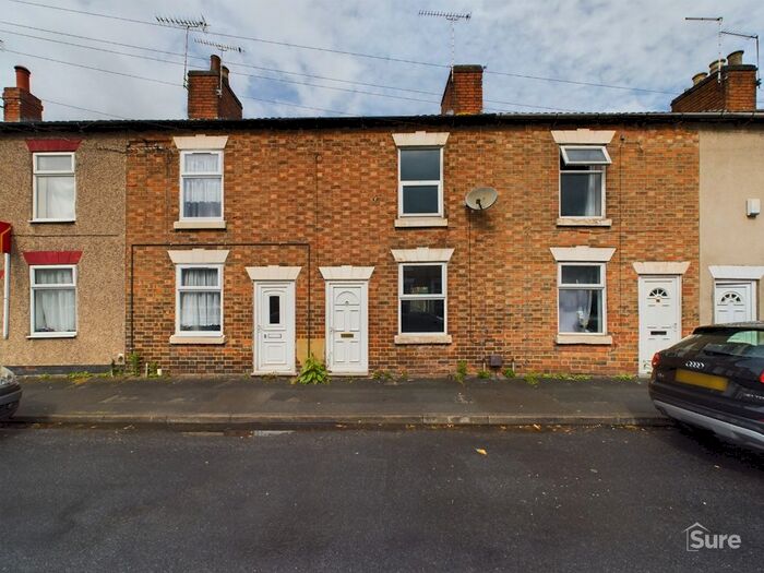 2 Bedroom Terraced House To Rent In Cross Street, Burton-On-Trent, DE14