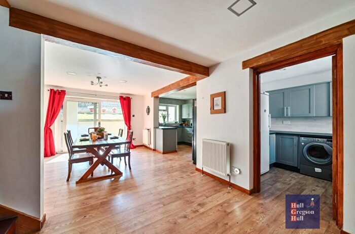 5 Bedroom Bungalow For Sale In Halves Cottages, Corfe Castle, Wareham, BH20 - Photo 4
