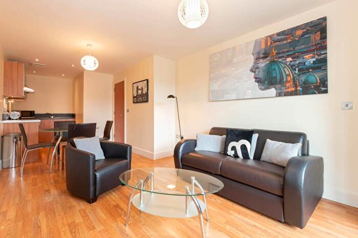 1 Bedroom Apartment To Rent In Arcadian Apartments, Hurst Street, B5
