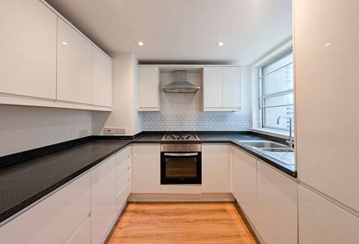 2 Bedroom Flat To Rent In Staines Road West, Sunbury-On-Thames, TW16