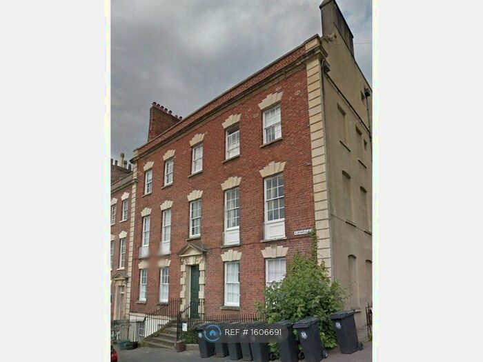 2 Bedroom Flat To Rent In Albermarle Row, Bristol, BS8
