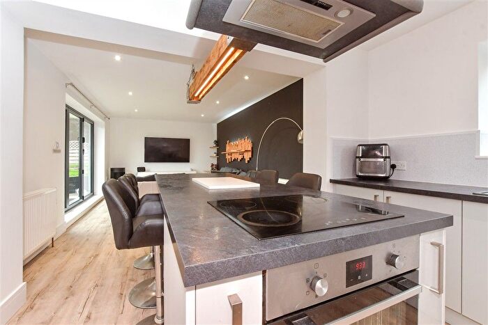 3 Bedroom Detached Bungalow For Sale In Hillcroft Road, Herne Bay, Kent, CT6