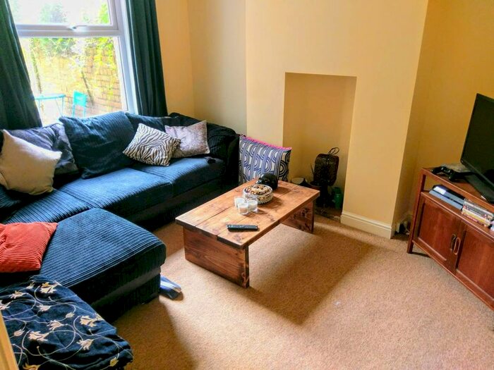2 Bedroom End Of Terrace House To Rent In Park Street, Totterdown, Bristol BS4