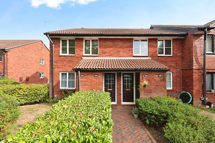 1 Bedroom Flat For Sale In Ebury Road, Watford, WD17