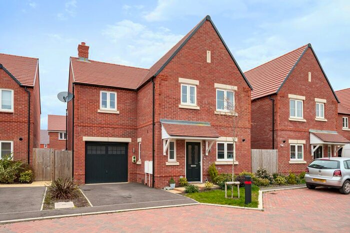3 Bedroom Detached House For Sale In Appletons, Wantage, Oxfordshire, OX12