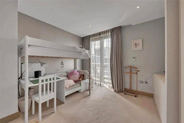 3 Bedroom Flat To Rent In Melrose Apartments, Winchester Road, Belsize Park, NW3