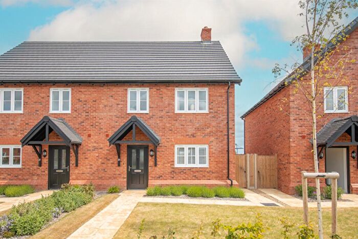 3 Bedroom Semi Detached House For Sale In Nelson Avenue, Shotley Gate, Ipswich, IP9