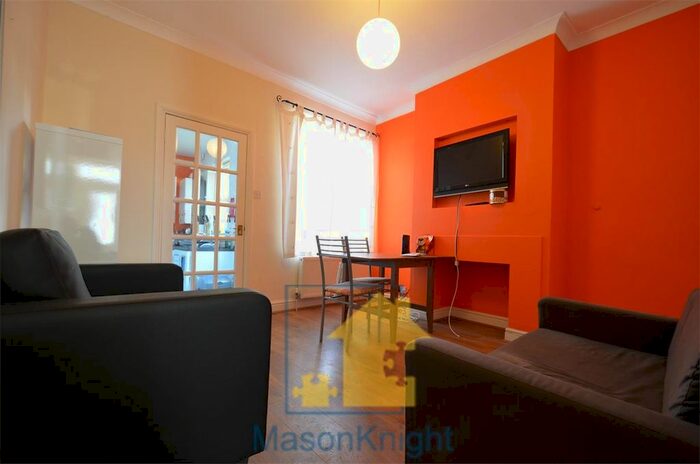 4 Bedroom Terraced House To Rent In Milner Road, Selly Oak, Birmingham, B29