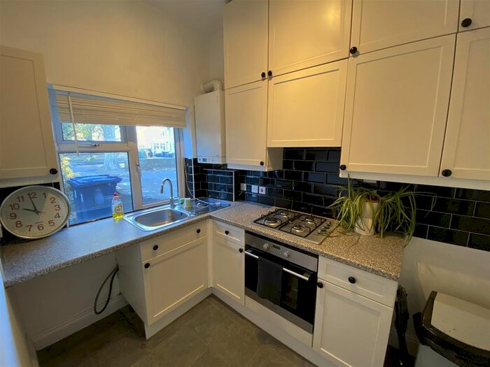 2 Bedroom Flat To Rent In Uxbridge Road, London, W7