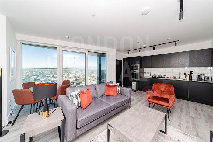 2 Bedroom Flat To Rent In Icon Tower, Portal Way, Acton, London, W3