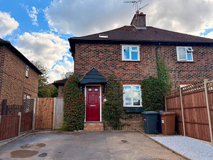 3 Bedroom Semi Detached House To Rent In Greenfield Road, Farnham, GU9