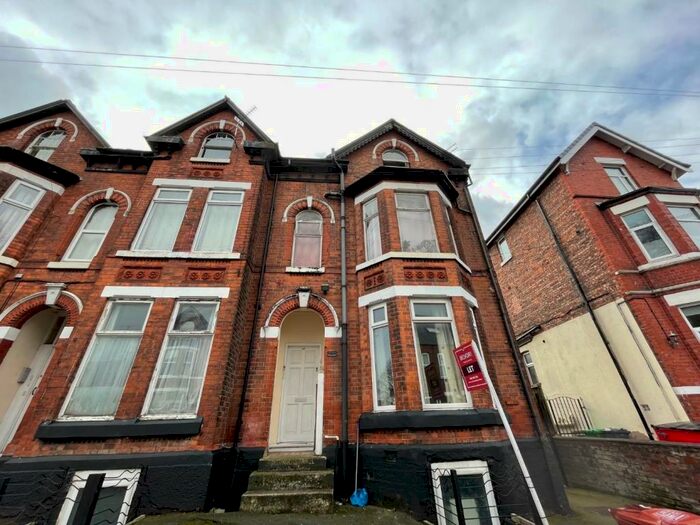 1 Bedroom Flat To Rent In Clarendon Road, Manchester, M16