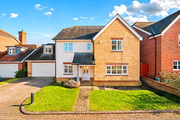 5 Bedroom Detached House For Sale In Knox Road, Guildford, GU2