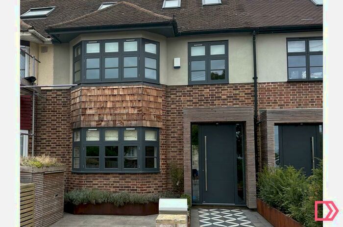 4 Bedroom Terraced House To Rent In Radlet Avenue, London, SE26