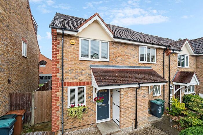 2 Bedroom Semi-Detached House For Sale In Broughton Way, Rickmansworth, WD3