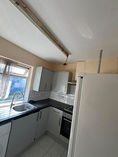 2 Bedroom Maisonette To Rent In Riverside Gardens, Wembley, HA0